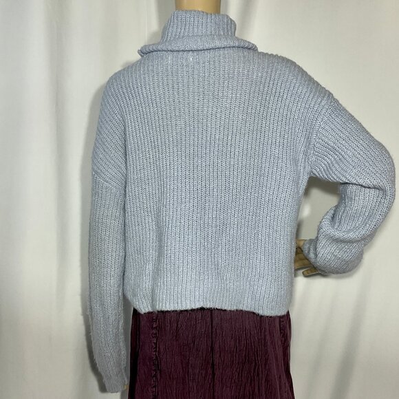 Light Blue Turtleneck Sweater Sz Med - Picture 3 of 10